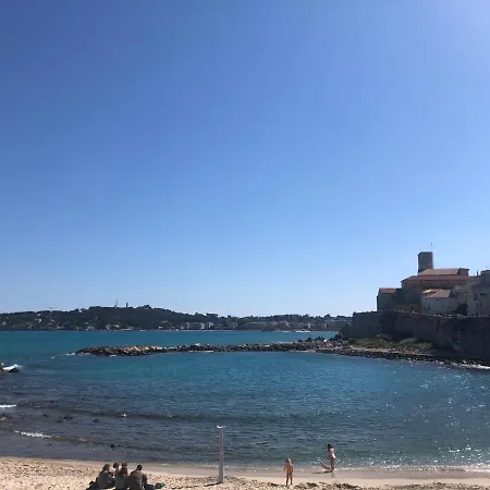 Vieil Antibes, Ravissant 2p Avec Petite Terrasse