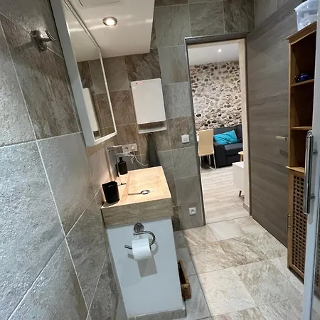 Apartmán Vieil Antibes, Ravissant 2p Avec Petite Terrasse Antibes