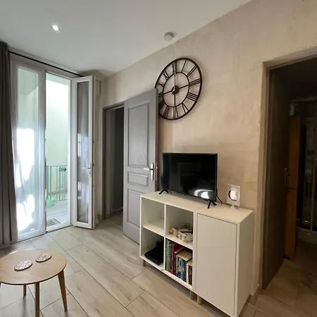 Vieil Antibes, Ravissant 2p Avec Petite Terrasse 公寓 *