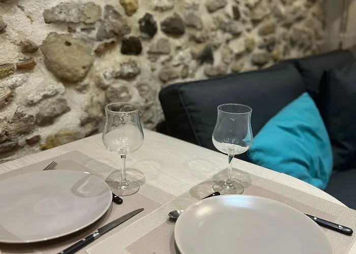 Appartement Vieil Antibes, Ravissant 2p Avec Petite Terrasse *